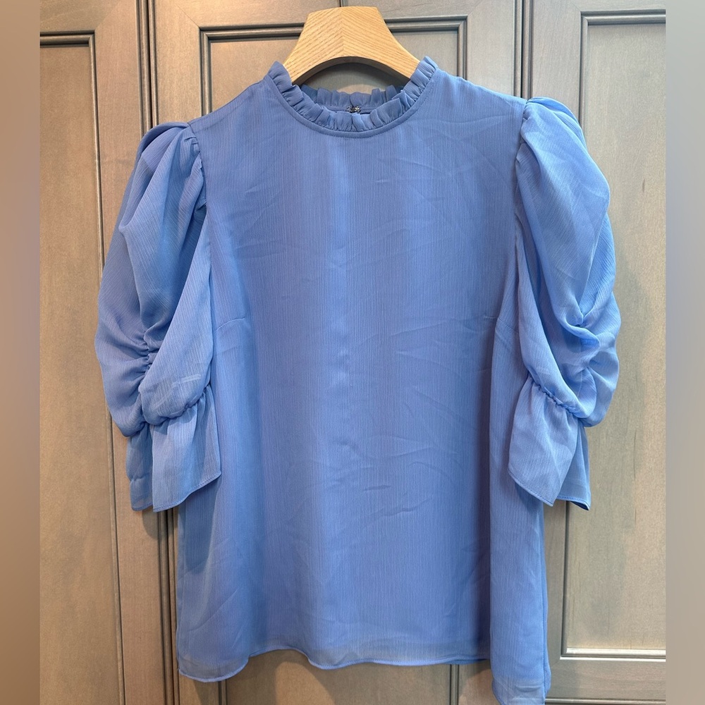 Express Women’s Blue Top NWT